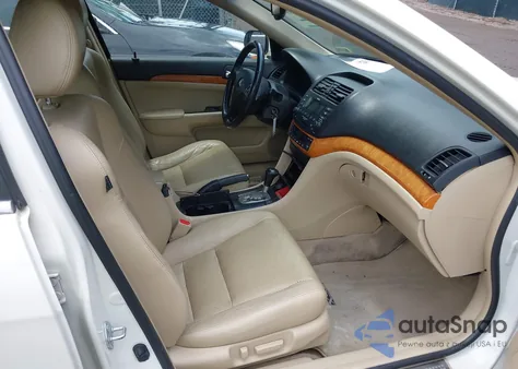 2005 Acura Tsx from USA, damaged, VIN JH4CL96855C031044